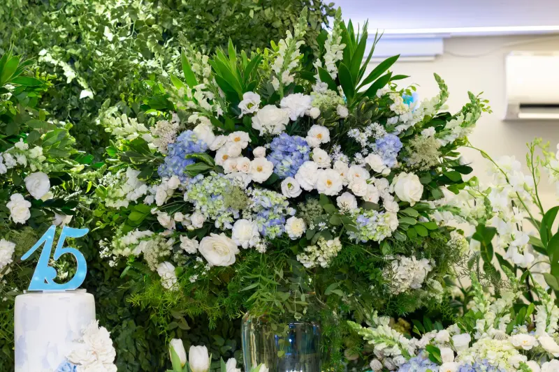 企业开业花篮选购指南:武汉花帮鲜花工作室花材搭配方案正文配图 1